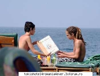 saluty!!! - sper s te simti bine p site esti membru - let's meet